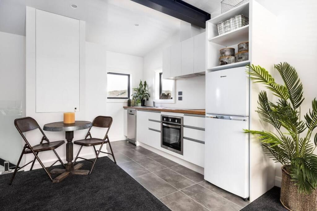 Apartment 2 - Haddin Court - Stunning Executive Blenheim Esterno foto