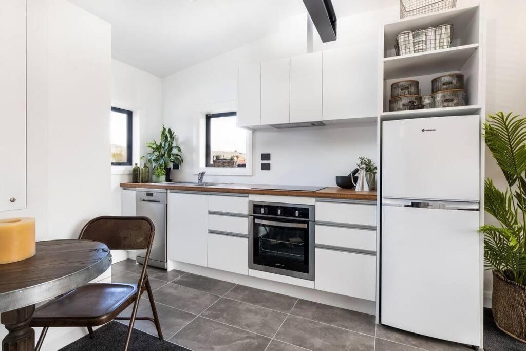 Apartment 2 - Haddin Court - Stunning Executive Blenheim Esterno foto